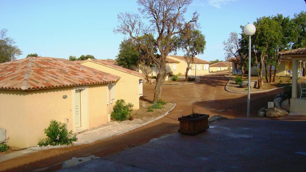 Residence Odalys San Martinu サント・リュシー・ド・ポルト・ヴェッキオ エクステリア 写真